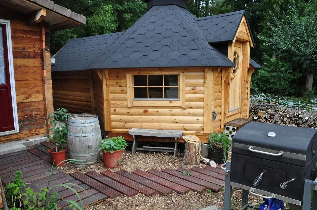 A Private Lakeside Retreat-Do You Love Nature Renac Holiday home